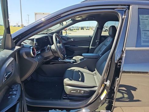 New 2026 Chevrolet Trax RS w/ Driver Confidence Package FWD image 18