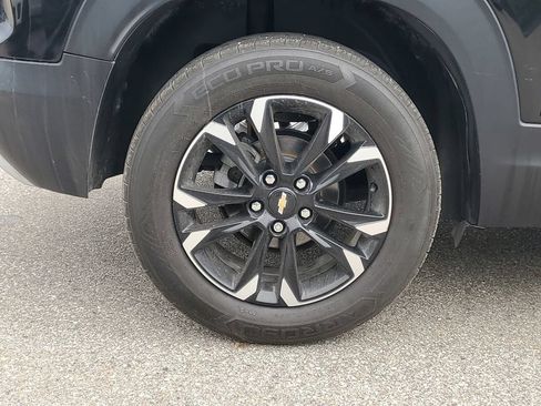 Used 2021 Chevrolet TrailBlazer LT w/ Convenience Package FWD image 6