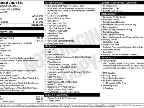 Used 2022 Hyundai Venue SEL FWD image 2
