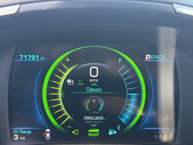 Used 2017 Chevrolet Volt Premier w/ Driver Confidence II Package FWD image 19