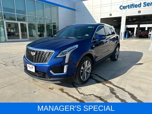 Used 2024 Cadillac XT5 Premium Luxury w/ Technology Package FWD image 1
