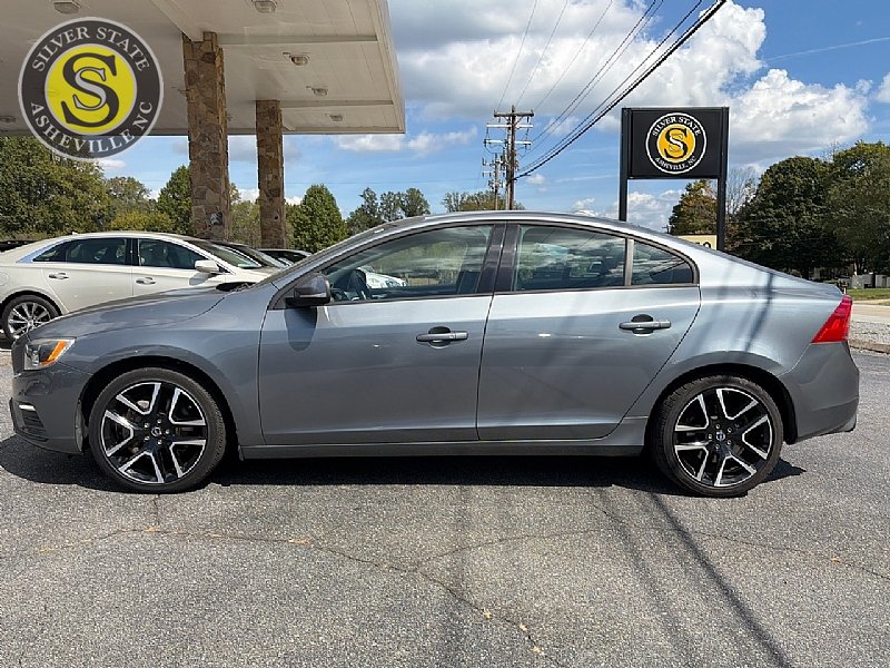 Used 2018 Volvo S60 T5 Dynamic w/ Vision Package AWD/4WD image 3