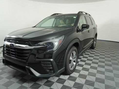 Used 2024 Subaru Ascent Premium w/ Convenience Package image 3