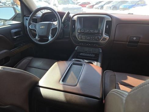 Used 2015 Chevrolet Silverado 1500 High Country w/ High Country Premium Package image 30
