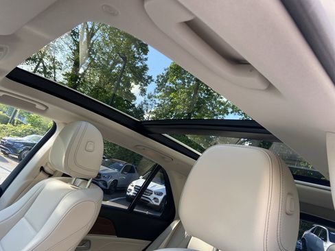 Certified 2022 Mercedes-Benz GLE 350 image 22