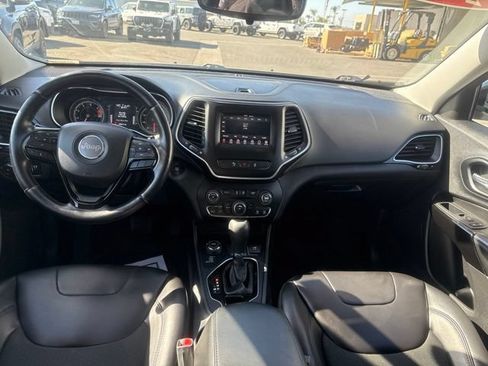 Certified 2021 Jeep Cherokee Latitude Plus AWD/4WD image 23