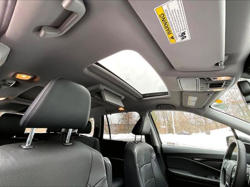 Used 2018 Honda Pilot Elite image 23