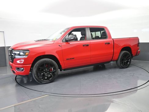 Used 2023 RAM 1500 Laramie AWD/4WD image 2