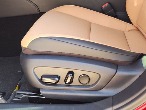 New 2025 Lexus ES 350 w/ Premium Package image 18