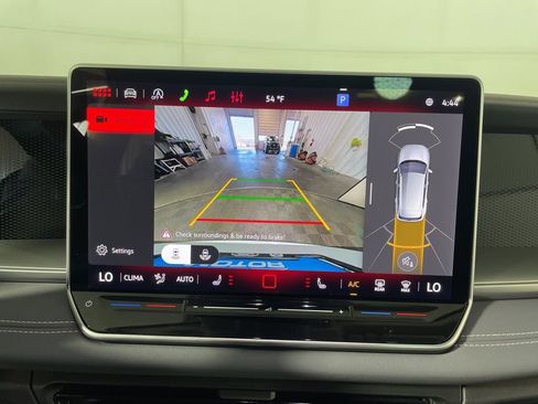 New 2026 Volkswagen Tiguan SE image 16