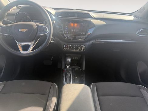 Used 2021 Chevrolet TrailBlazer LT AWD/4WD image 10