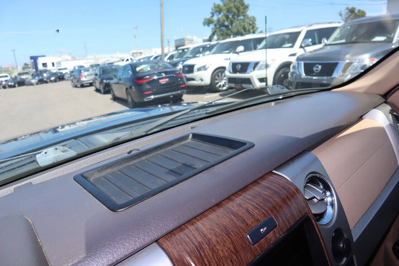 Used 2014 Ford F150 Lariat w/ Equipment Group 501A Mid RWD image 54