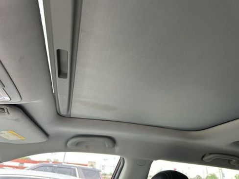 Used 2012 Kia Sorento SX w/ SX Premium Pkg FWD image 9