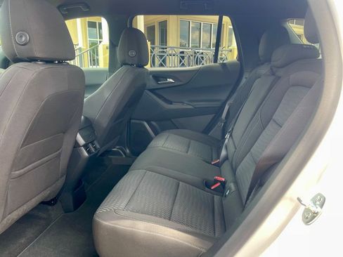 Used 2026 Chevrolet Equinox LT FWD image 11