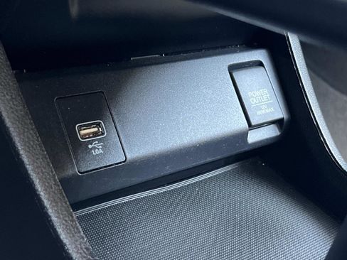 Certified 2020 Honda HR-V LX image 16