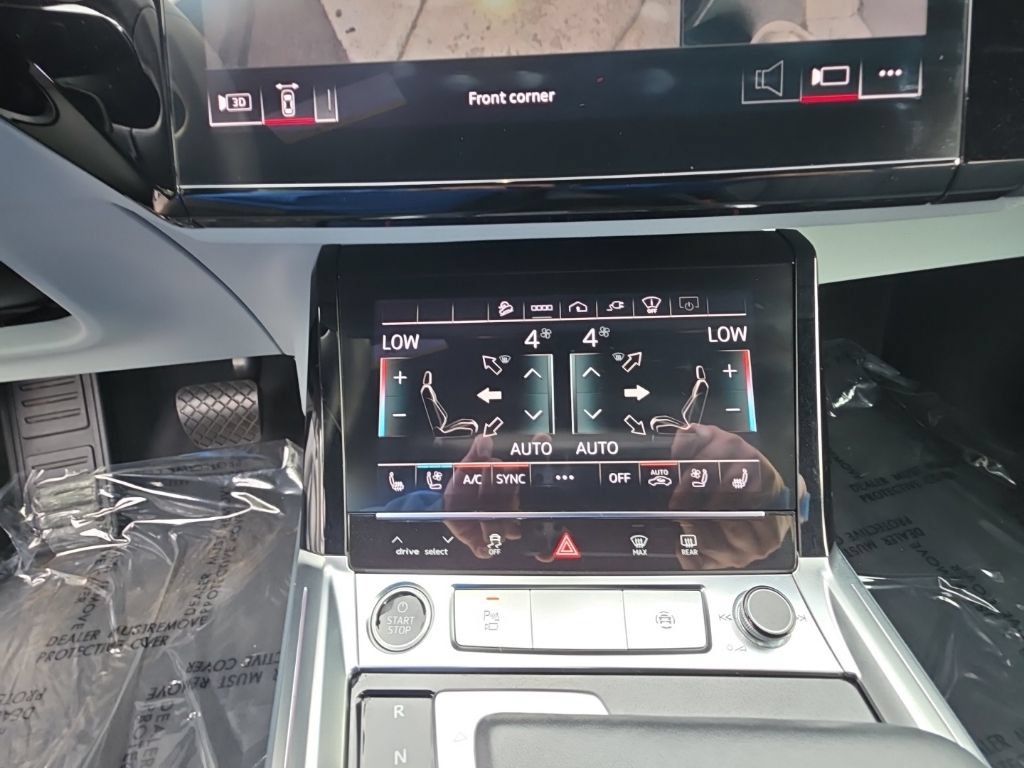 Used 2023 Audi e-tron Prestige w/ Prestige Package AWD/4WD image 17