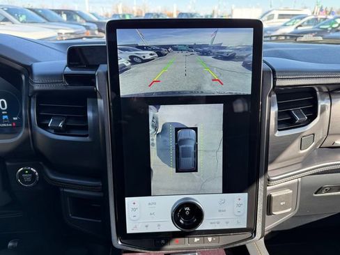 Certified 2022 Ford Expedition Platinum AWD/4WD image 13