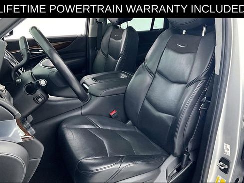 Used 2020 Cadillac Escalade Luxury AWD/4WD image 34