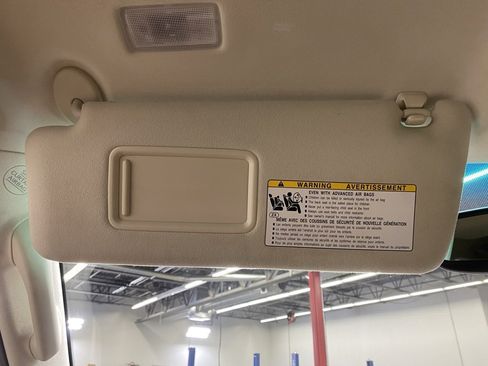 Used 2017 Lexus GX 460 460 image 32