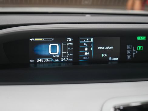 Used 2020 Toyota Prius XLE w/ Advanced Technology Package FWD image 23