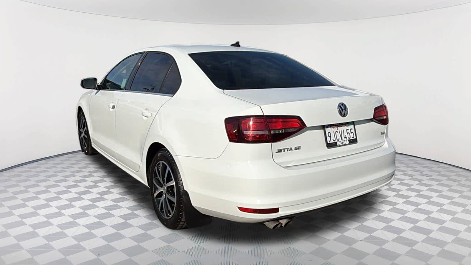 Used 2018 Volkswagen Jetta SE FWD image 7