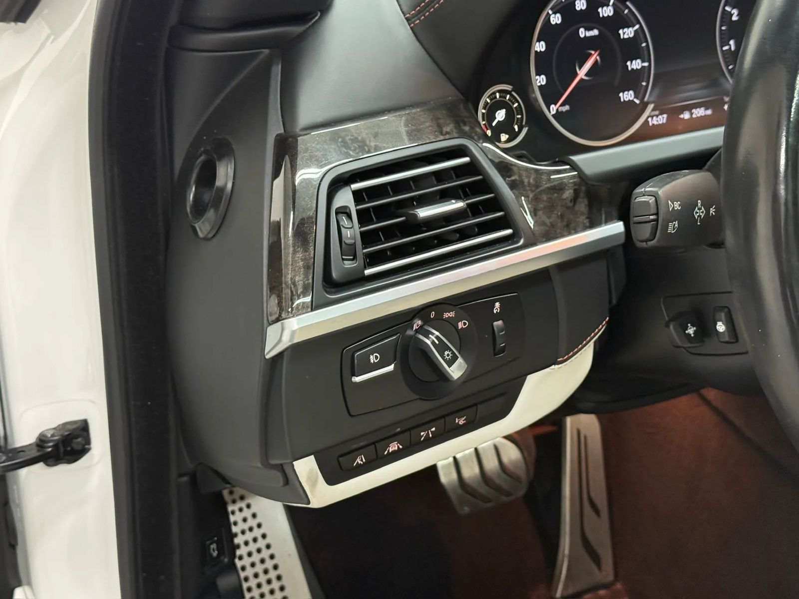 Used 2014 BMW 650i Gran Coupe xDrive AWD/4WD image 30