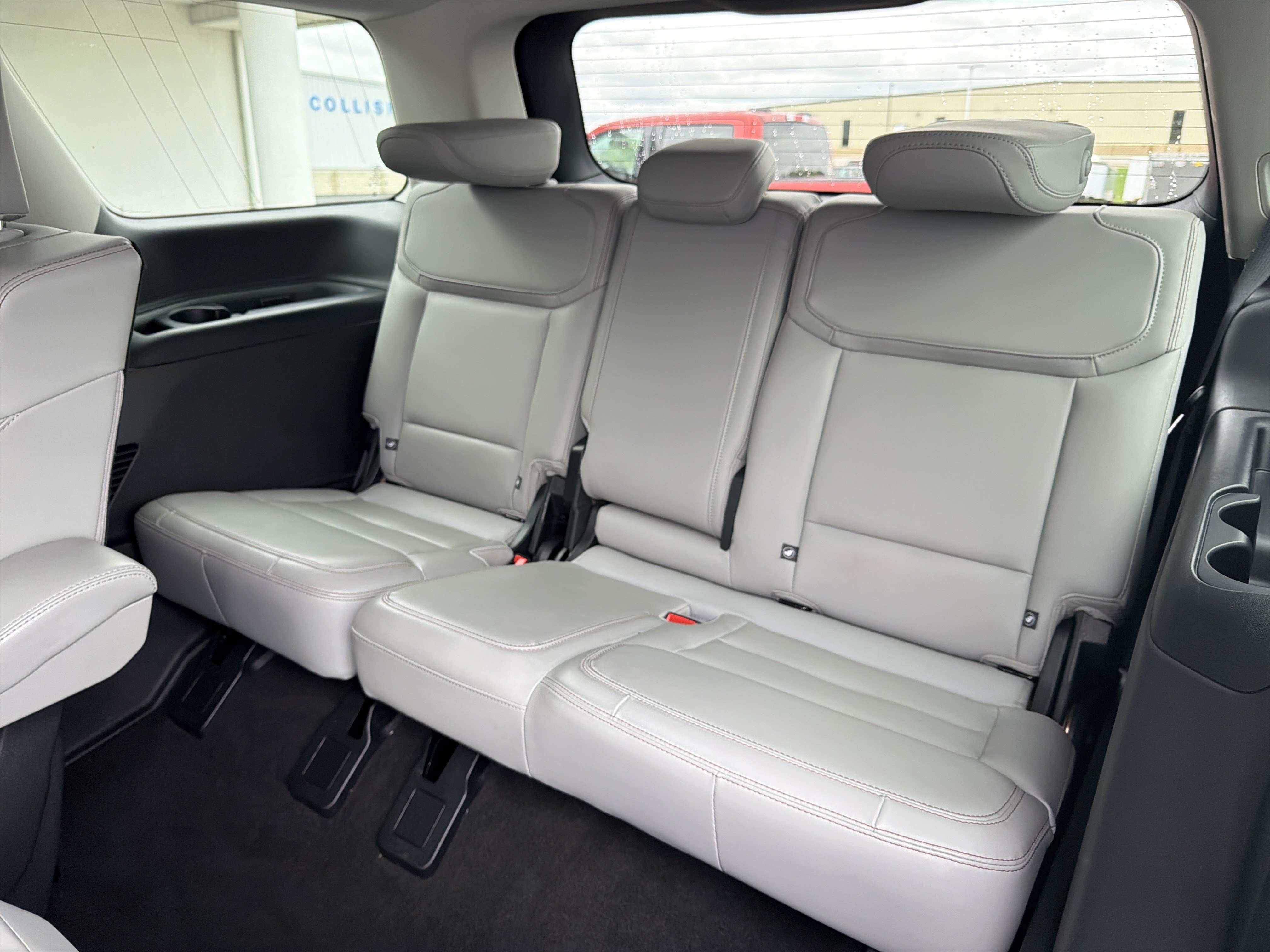 Certified 2025 Ford Expedition Active AWD/4WD image 37