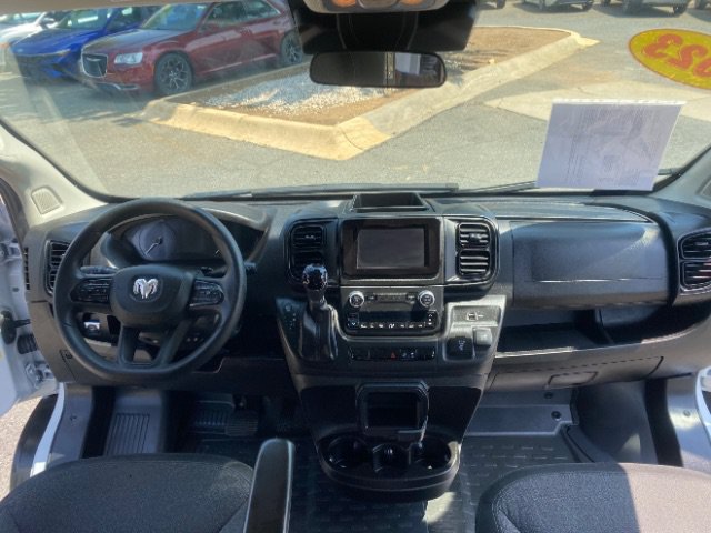 Used 2023 RAM ProMaster 2500 w/ Driver Convenience Group FWD image 17