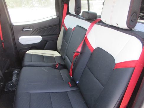 New 2026 GMC Canyon AT4X w/ AT4X AEV Edition AWD/4WD image 14