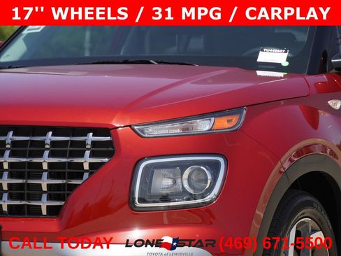 Used 2026 Hyundai Venue SEL FWD image 5