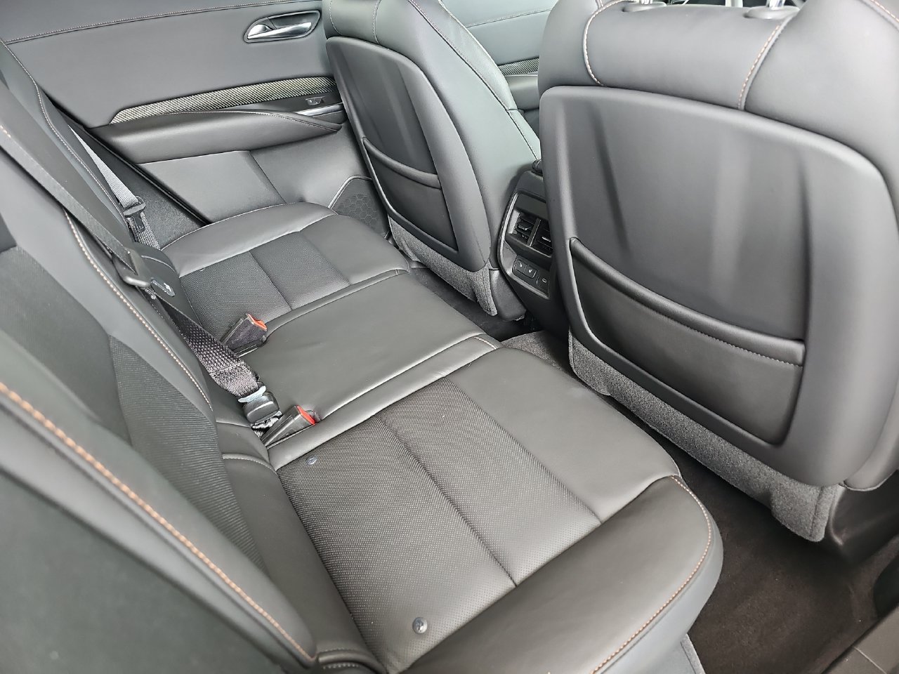 Used 2019 Cadillac XT4 Sport AWD/4WD image 11