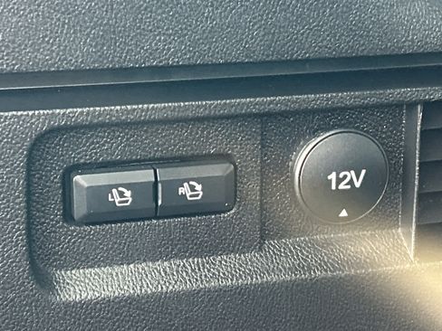 Used 2017 Lincoln MKX Reserve w/ Driver Assistance Package image 8