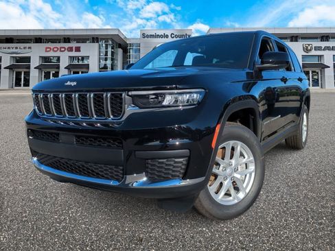 New 2025 Jeep Grand Cherokee L Laredo RWD image 1