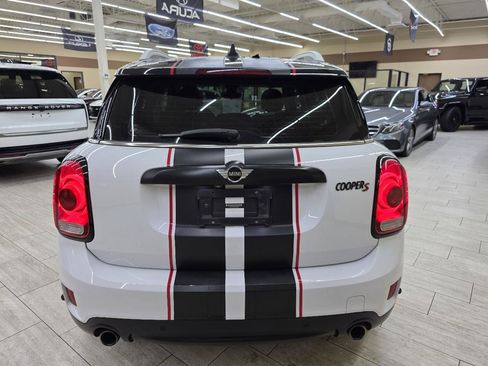 Used 2019 MINI Cooper Countryman S FWD image 8