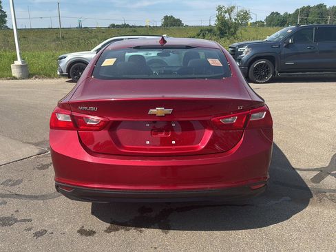 Used 2023 Chevrolet Malibu LT FWD image 4