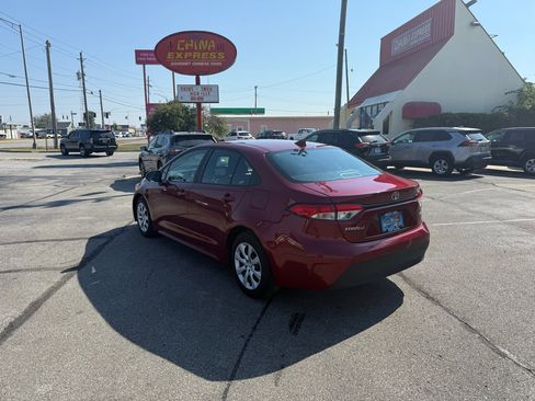 Used 2024 Toyota Corolla LE image 10