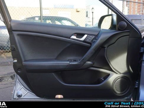 Used 2011 Acura TSX w/ Technology Package image 25