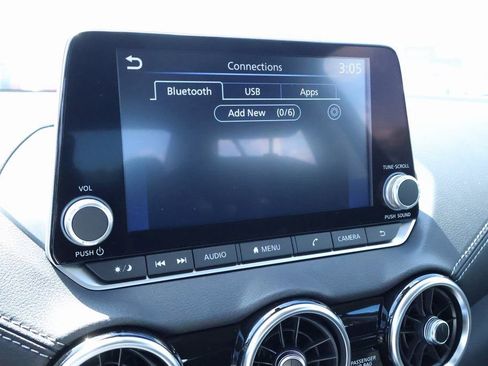 New 2025 Nissan Sentra SV image 5