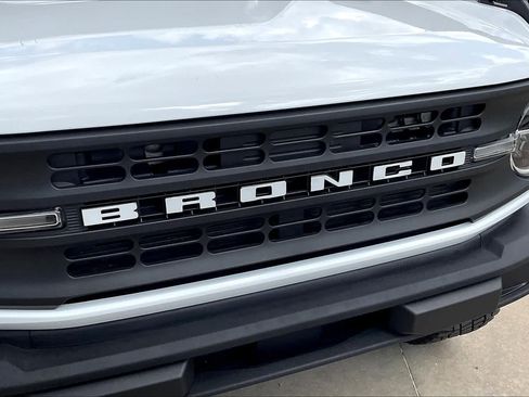 Used 2022 Ford Bronco 4-Door w/ Sasquatch Package AWD/4WD image 27