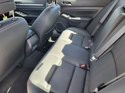 New 2025 Nissan Altima 2.5 SR w/ SR Premium Package image 11