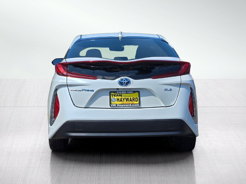 Used 2022 Toyota Prius Prime XLE FWD image 6