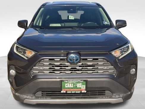 Used 2019 Toyota RAV4 Limited image 4