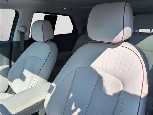 Certified 2024 Hyundai Ioniq 5 Limited image 9