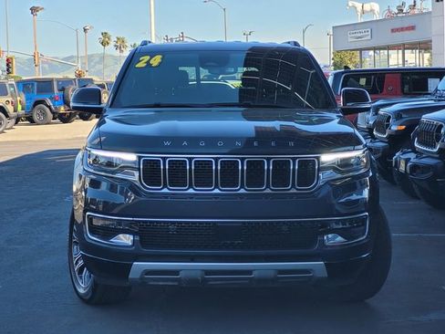 Certified 2024 Jeep Wagoneer L Series II w/ Flexible Seating Group image 2
