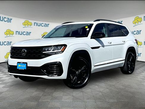 Used 2023 Volkswagen Atlas SEL R-Line image 3