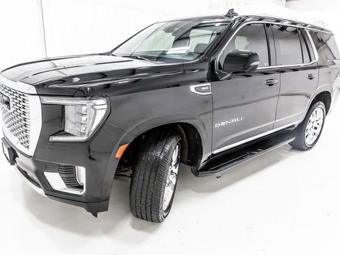Used 2021 GMC Yukon Denali w/ LPO, Illumination Package RWD image 2