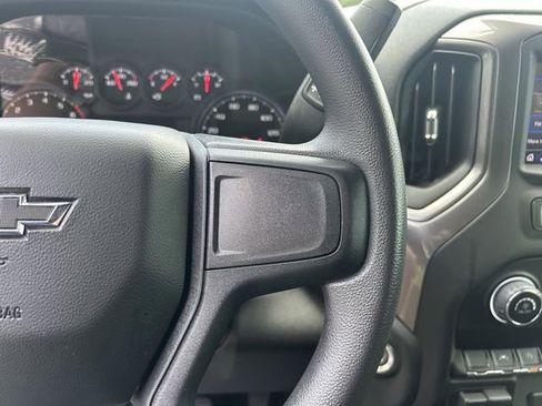 Used 2024 Chevrolet Silverado 1500 Custom Trail Boss AWD/4WD image 28