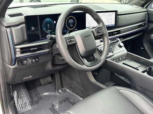 Used 2025 Hyundai Santa Fe Calligraphy AWD/4WD image 21