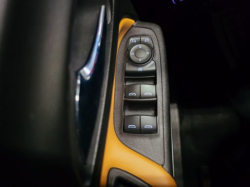Used 2020 Chevrolet Equinox Premier FWD image 22