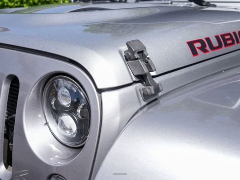 Used 2016 Jeep Wrangler Unlimited Rubicon image 80